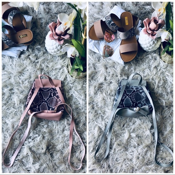 NEW Snake Print Backpack - Picture 4 of 8